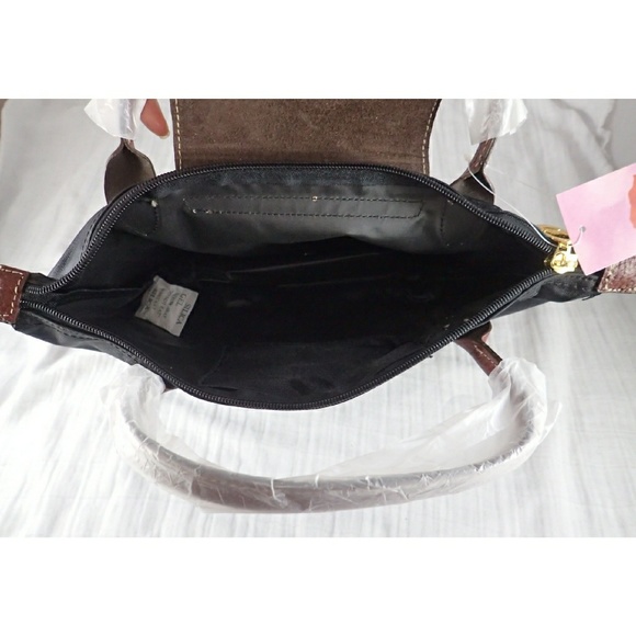 โSOLDโ Small Zippered Black Bag - New - Picture 4 of 5